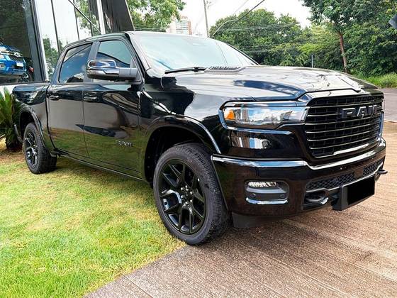 RAM 1500 3.0 HURRICANE 6 BITURBO GASOLINA LARAMIE NIGHT EDITION CD 4X4 AUTOMÁTICO
